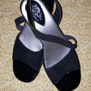 Life Stride Black Sandal, Sz 10